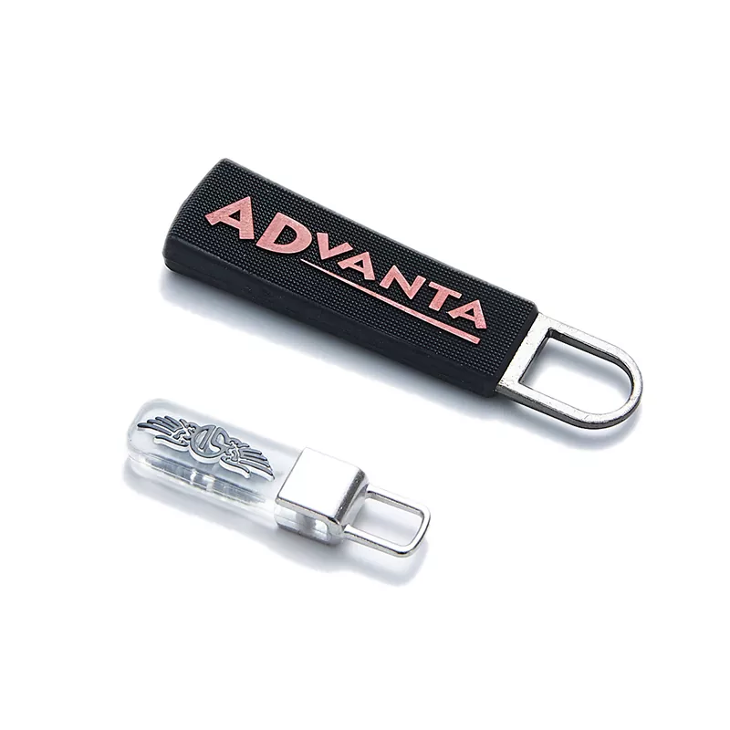 Extractor de plástico con etiqueta con logotipo