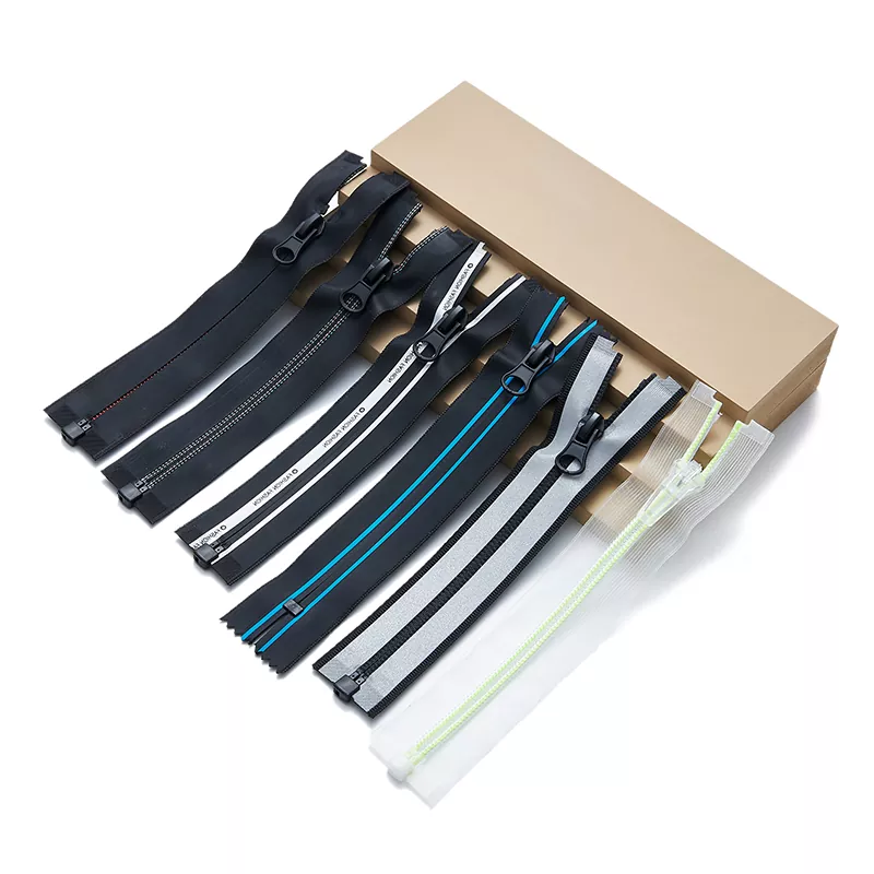 Cremallera de nailon resistente al agua.